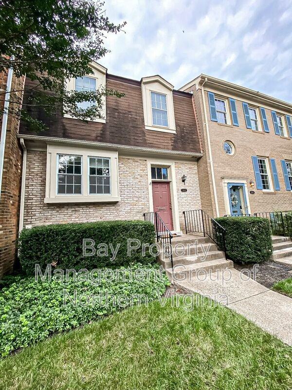 3208 Cantrell Ln - Photo 2 of 22