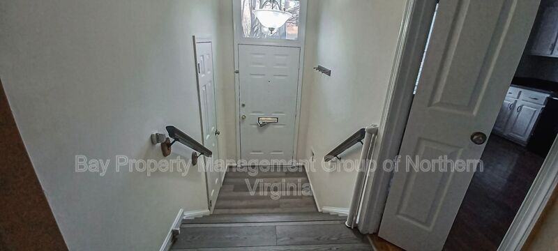 3208 Cantrell Ln - Photo 3 of 22