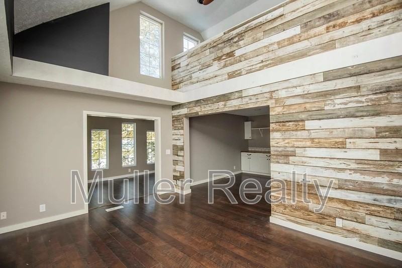 4920 Shipe Rd - Photo 3 of 20