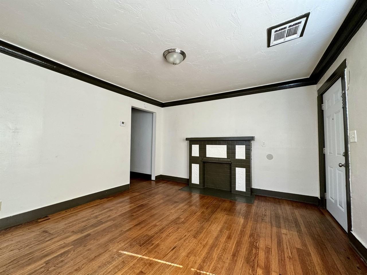 2357 W Park Place Oklahoma City, OK 73107 - Photo 3 of 11