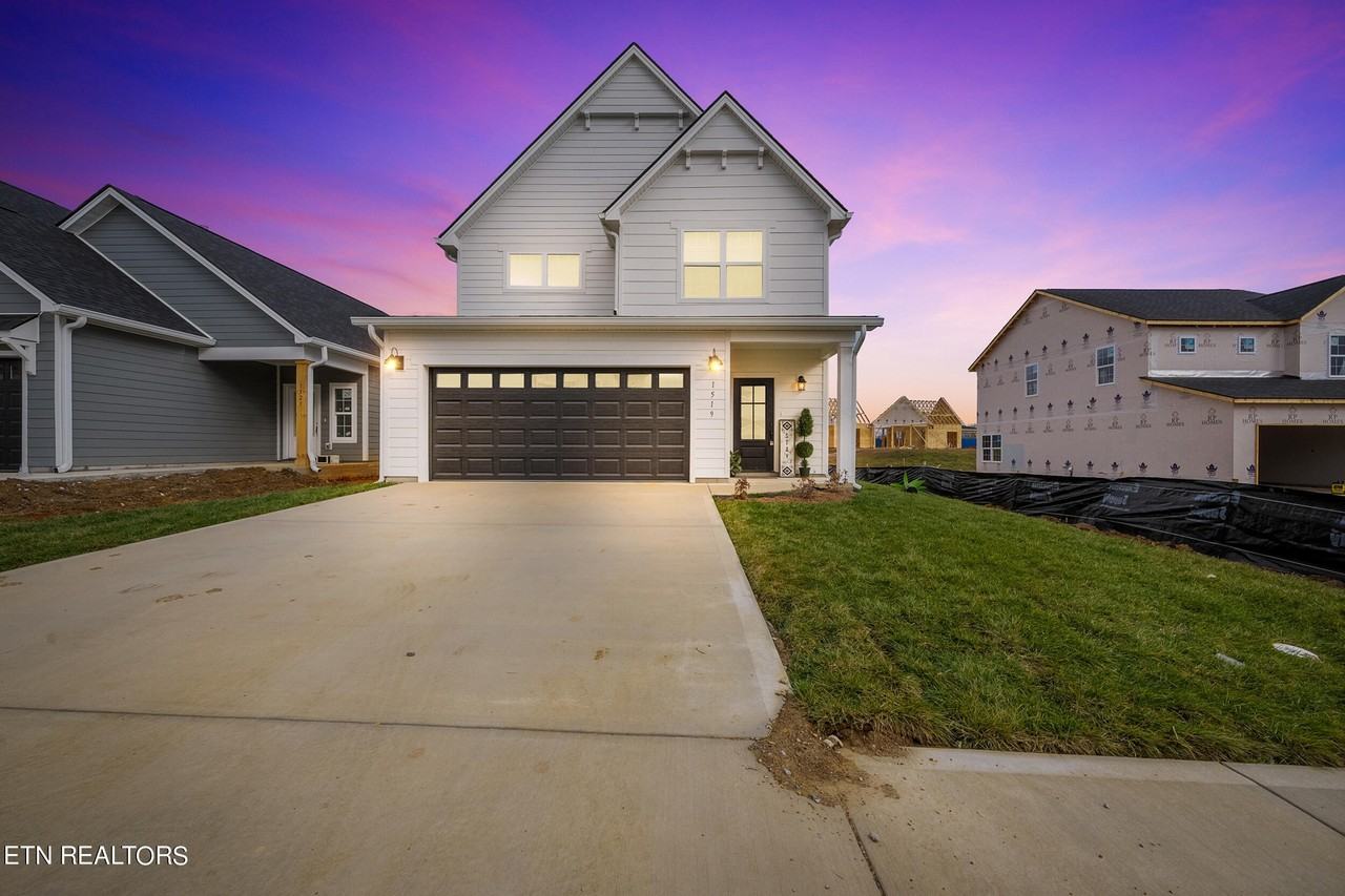 1519 Spring Berry Ln, Knoxville, TN 37924 4 Bedroom Apartment for