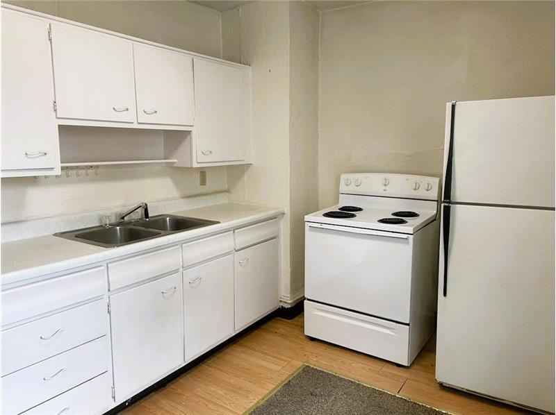 1533 Euclid Ave #2 - Photo 2 of 5