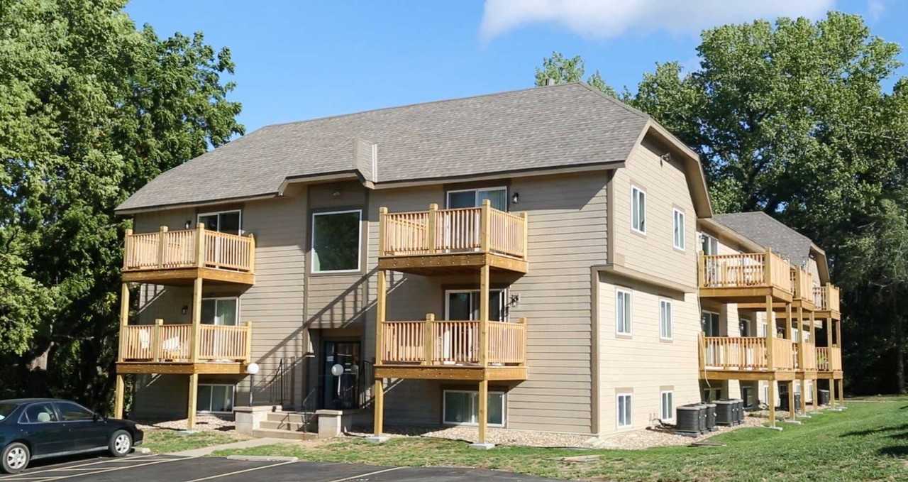 Hunters Glen - Photo 4 of 15