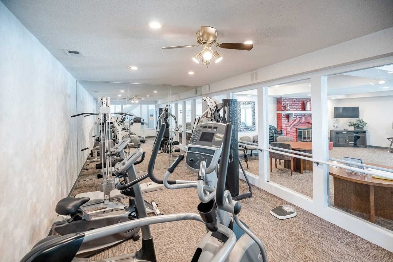 Hunters Glen - Photo 6 of 15