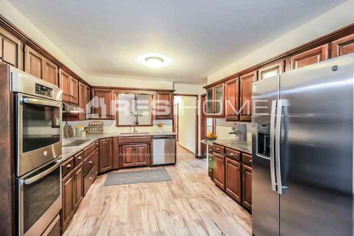 2309 Nw 119th Ter - Photo 2 of 16