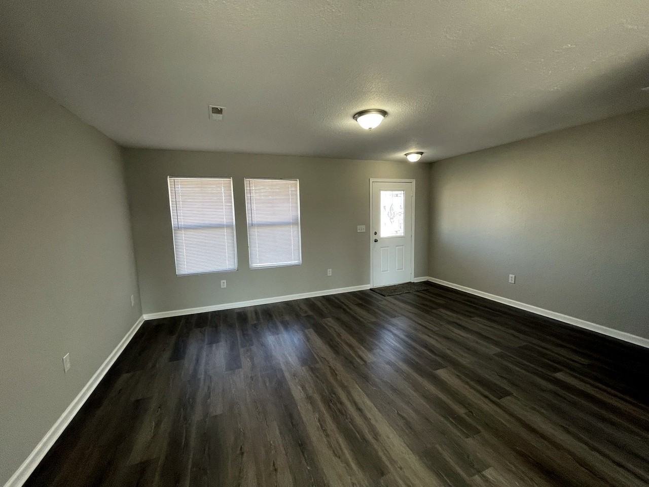 228 Whitestone Dr Ne #1 - Photo 3 of 25