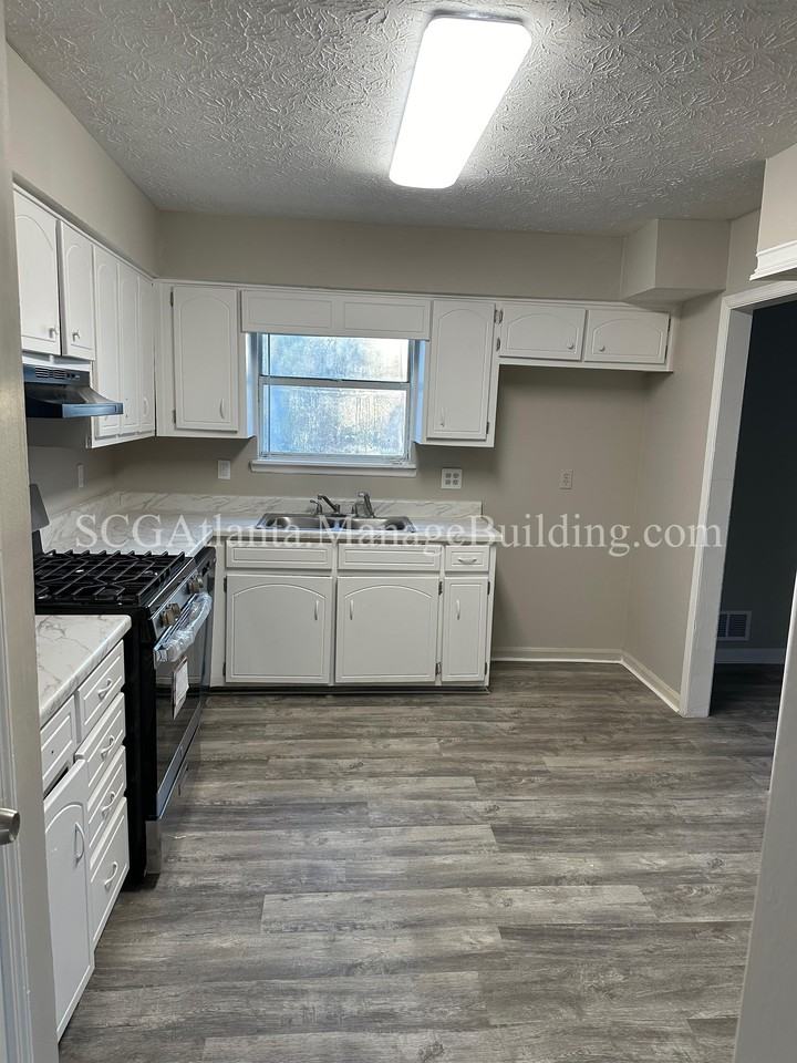 10973 Highridge Ct #1 - Photo 4 of 16