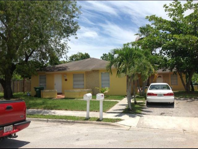 18625 Sw 100th Ave #18625 - Photo 3 of 14