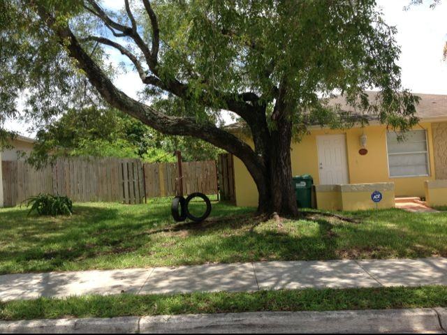 18625 Sw 100th Ave #18625 - Photo 4 of 14