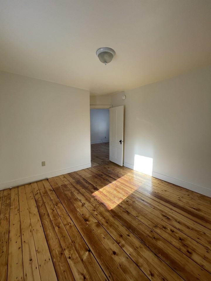 7 Champlain Pl #B - Photo 2 of 14