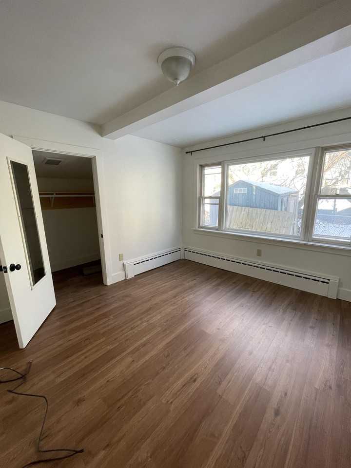 7 Champlain Pl #B - Photo 3 of 14