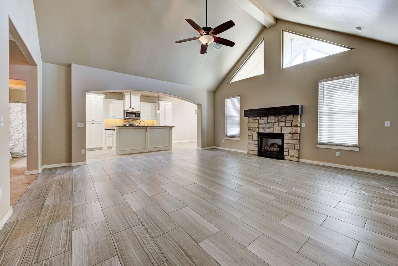 2300 Bretford Way #1 - Photo 4 of 23