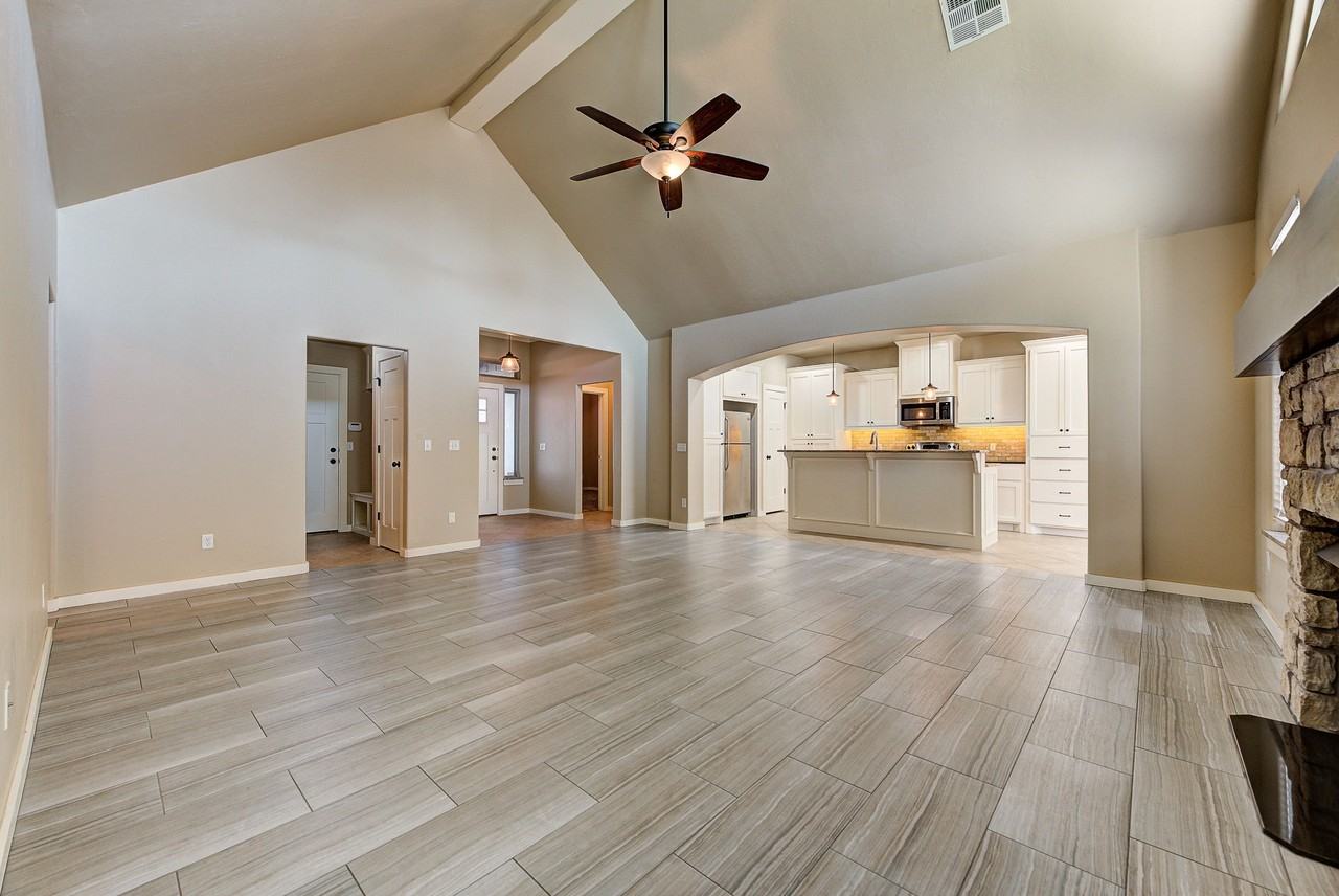 2300 Bretford Way #1 - Photo 5 of 23