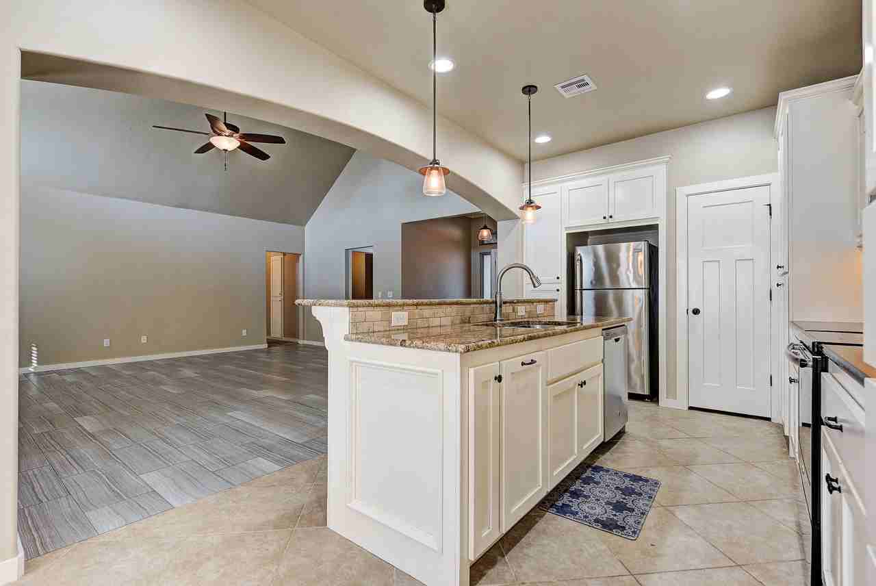 2300 Bretford Way #1 - Photo 7 of 23