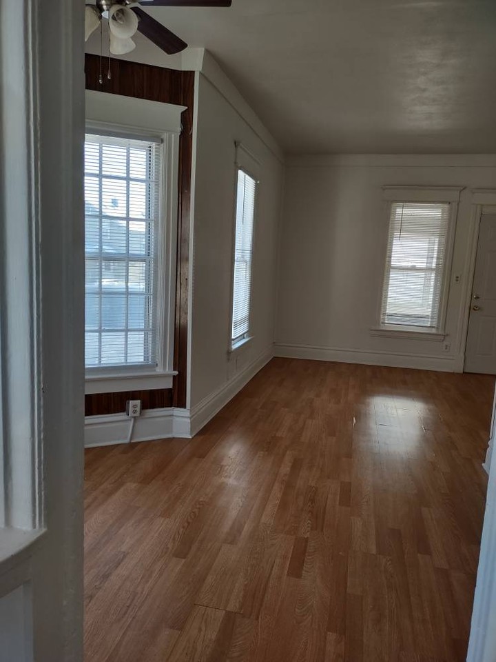 1904 Charles St #1 - Photo 2 of 11