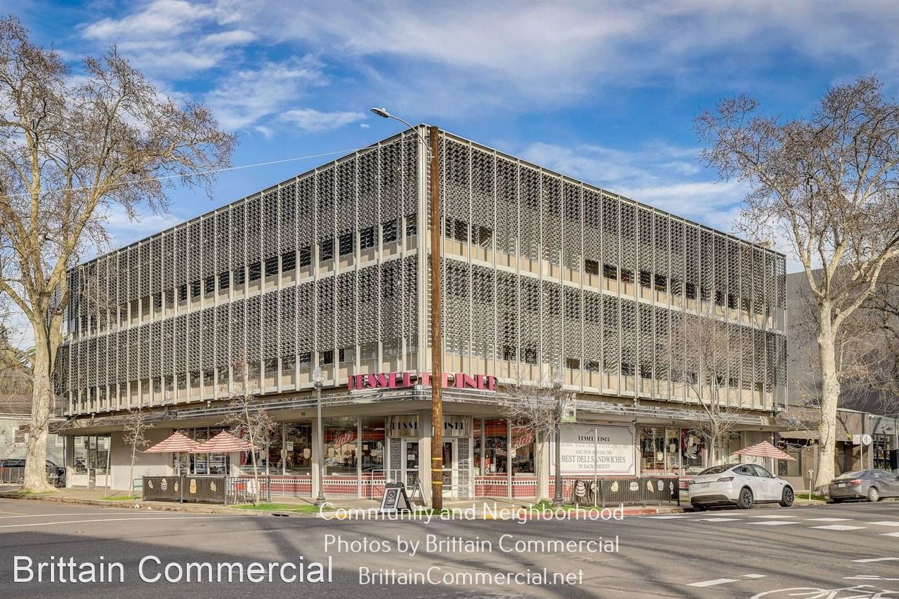 Branden Manor Apartments - Photo 4 of 14