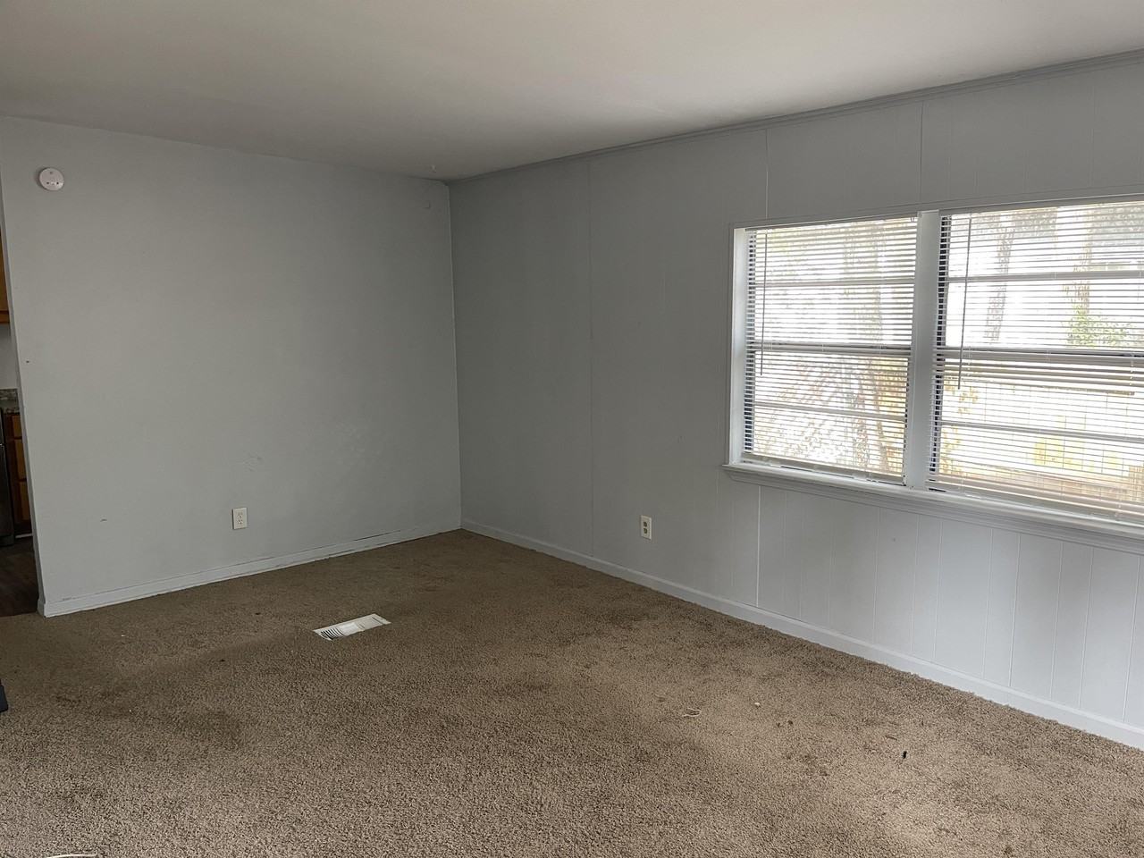 2046 Hillsborough St - Photo 3 of 9