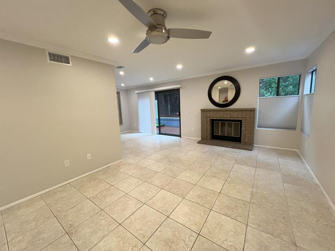375 Windjammer Cir #1 - Photo 2 of 8