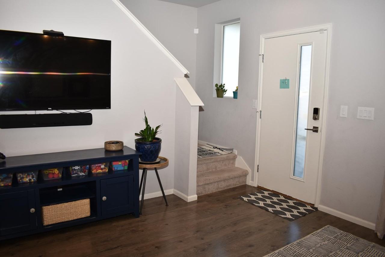 16060 E Warner Pl - Photo 3 of 13