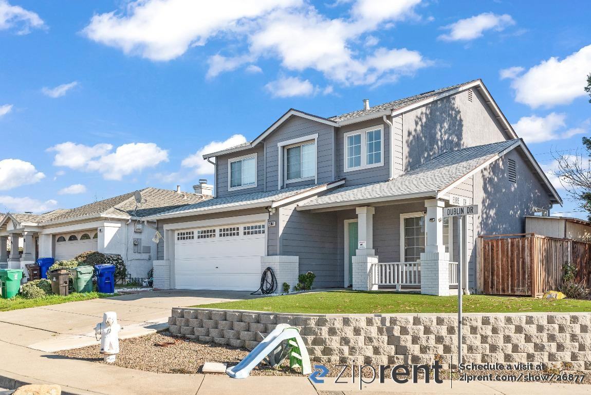 2004 Dublin Dr - Photo 2 of 33