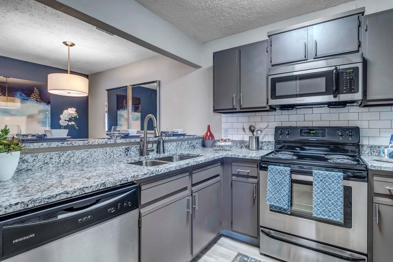 The Retreat at Lakeland 5115 N Socrum Loop Rd, Lakeland, FL 33809