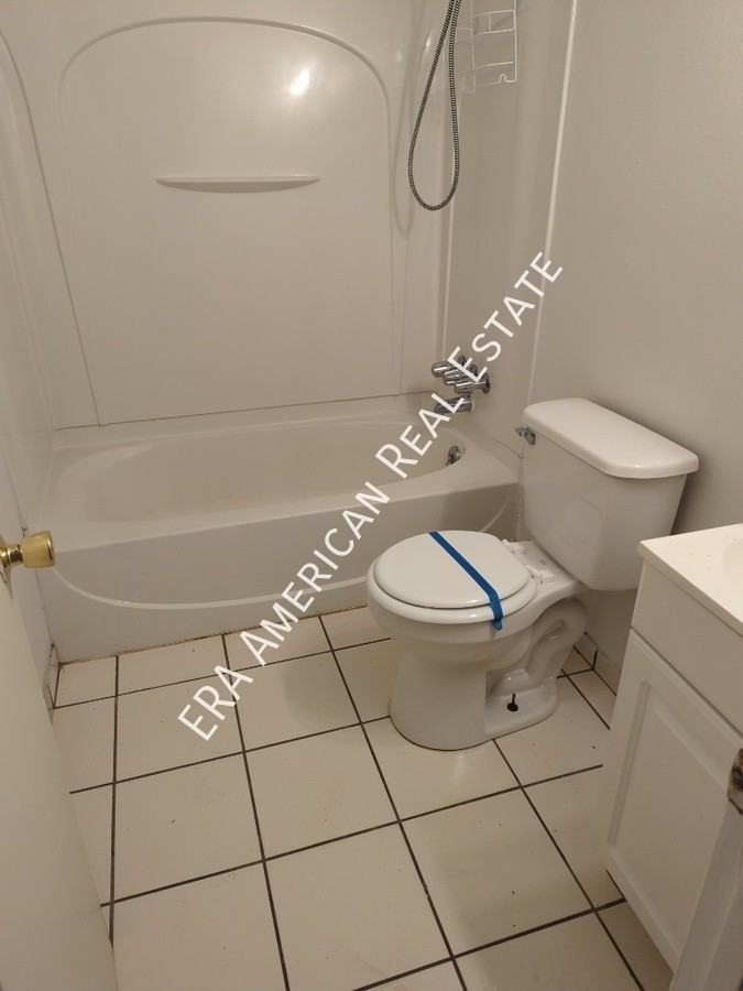 68 Twin Trees Dr Apt A - Photo 7 of 8