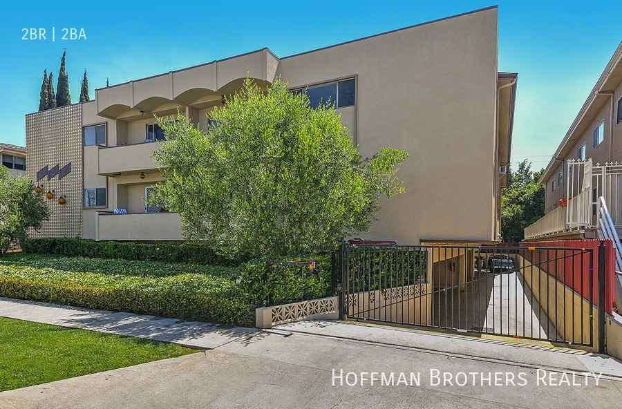 1446 S Canfield Ave #9A