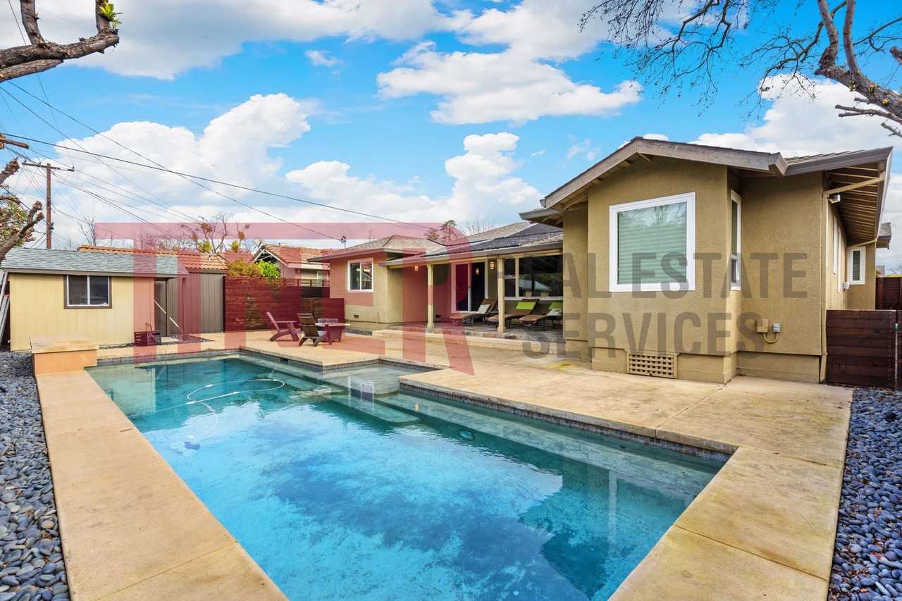 1317 La Sierra Dr - Photo 2 of 26