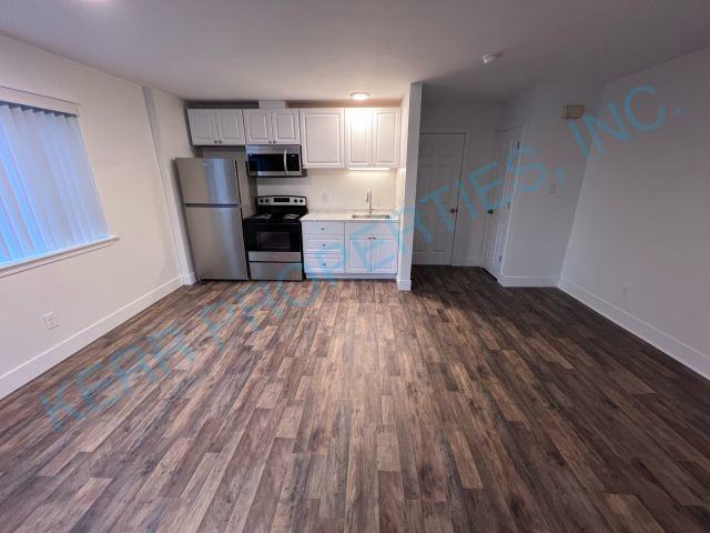 1314 Ne Hogan Dr - Photo 3 of 12