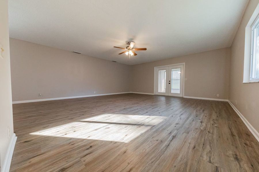 673 Augusta Rd - Photo 3 of 23