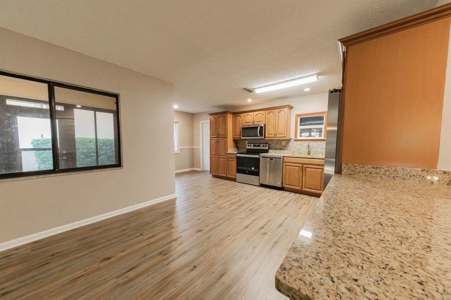 673 Augusta Rd - Photo 6 of 23