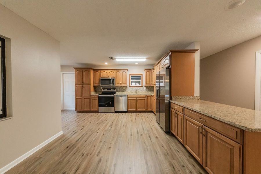 673 Augusta Rd - Photo 7 of 23