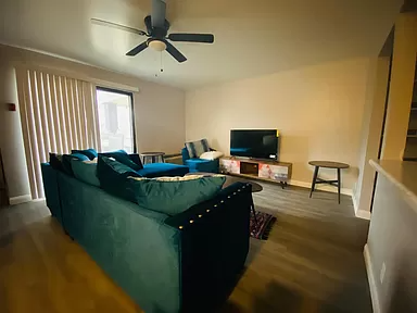 10814 W Donna Dr - Photo 3 of 11