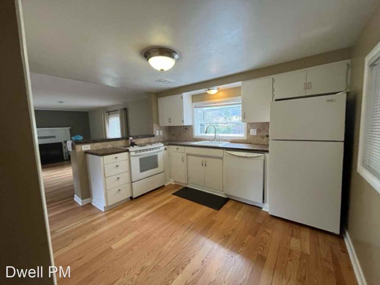 4105 Sw 91st Ave - Photo 3 of 16