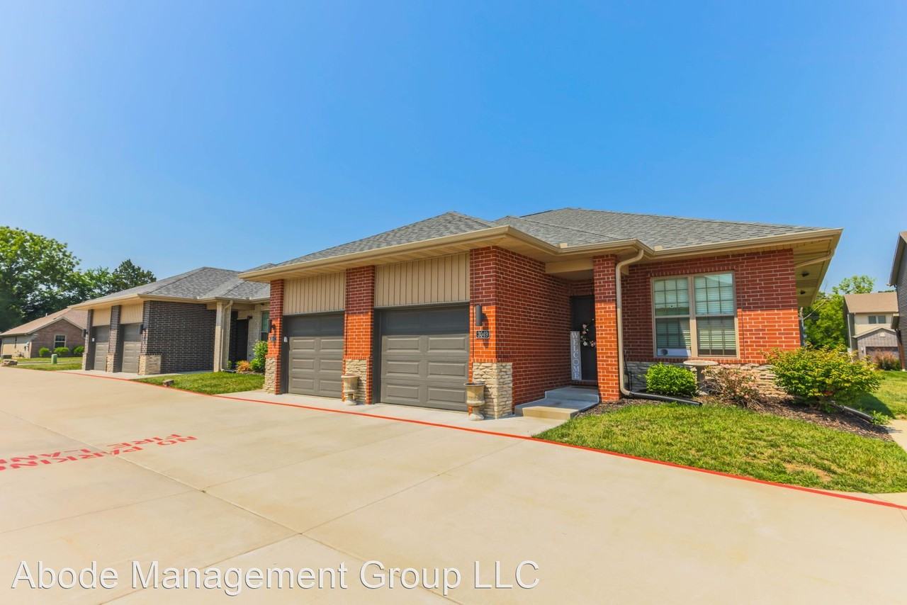 Golden Park Duplexes & Townhomes Apartments 3037 W Cardinal St