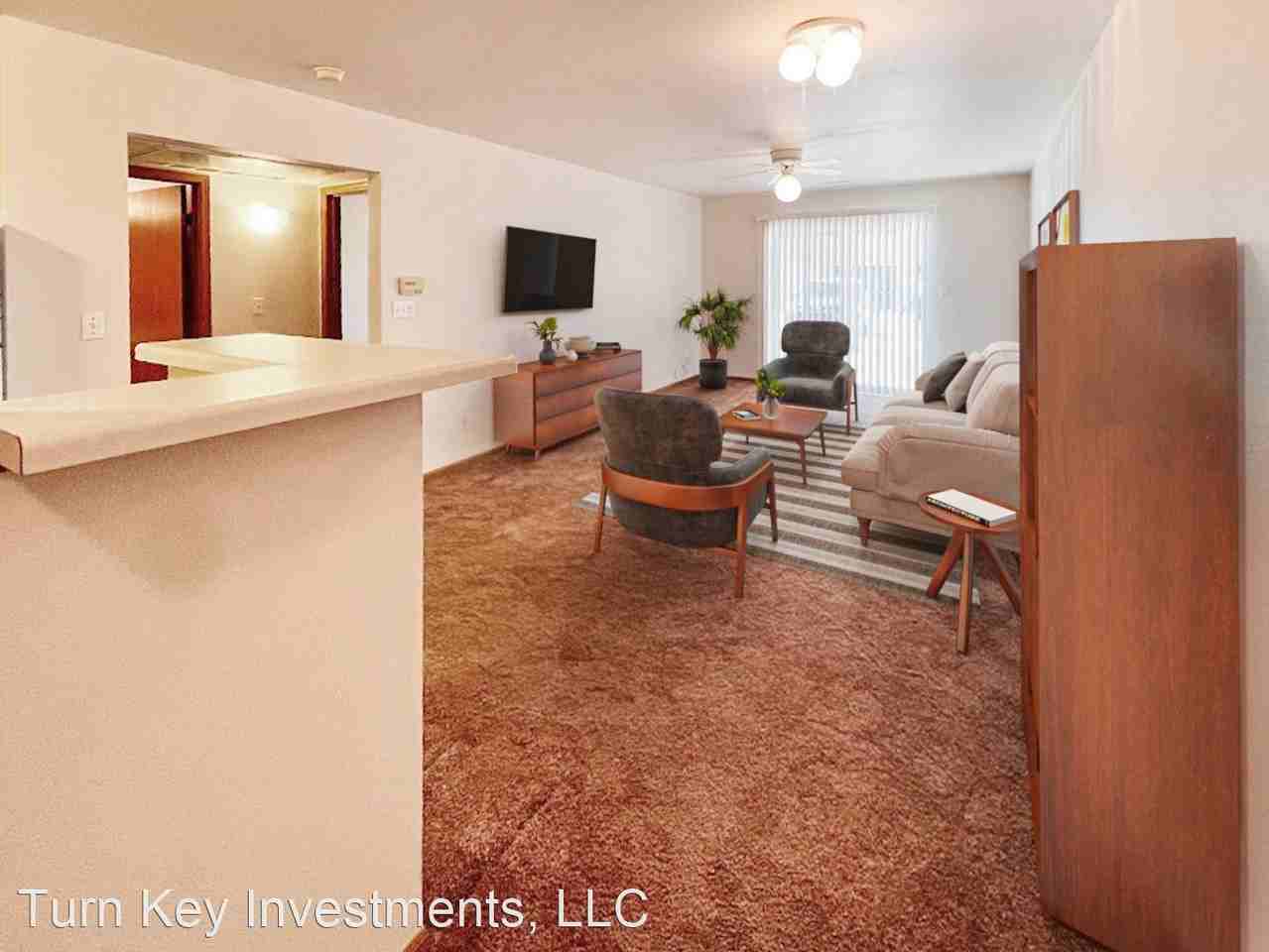 3212 Polaris Dr - Photo 3 of 10