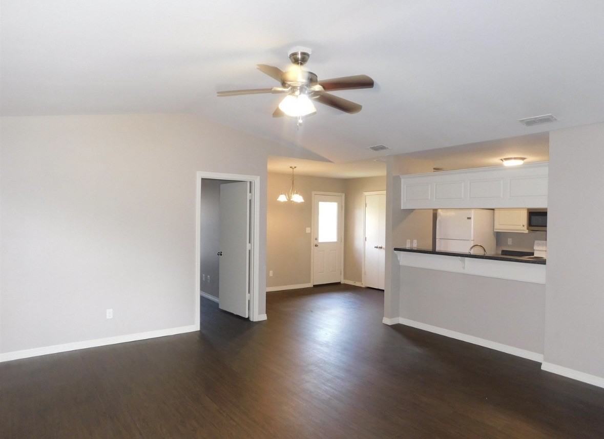 15500 County Road 1148 #15500 - Photo 4 of 10