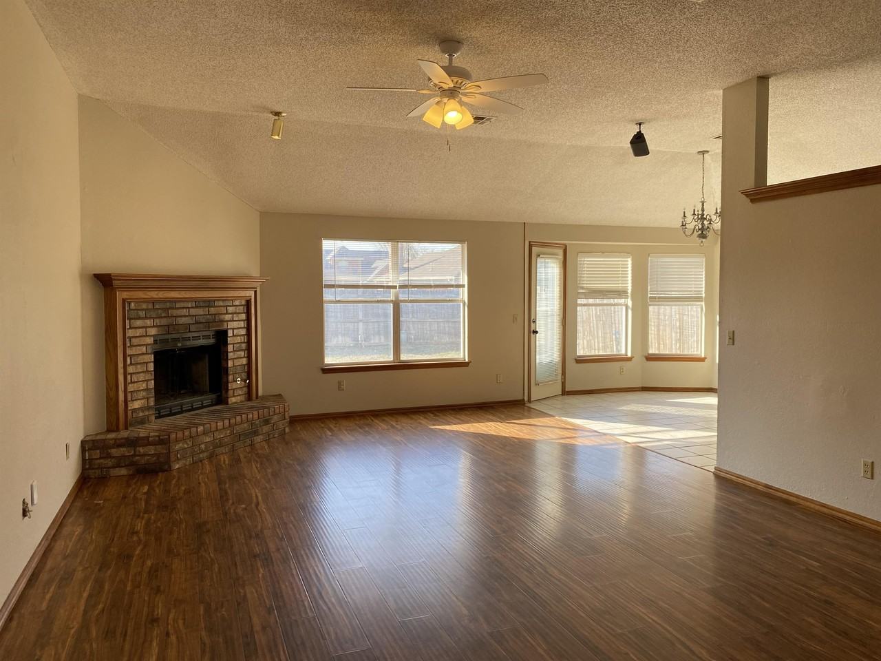 13101 Maple Leaf Dr #1 - Photo 2 of 26