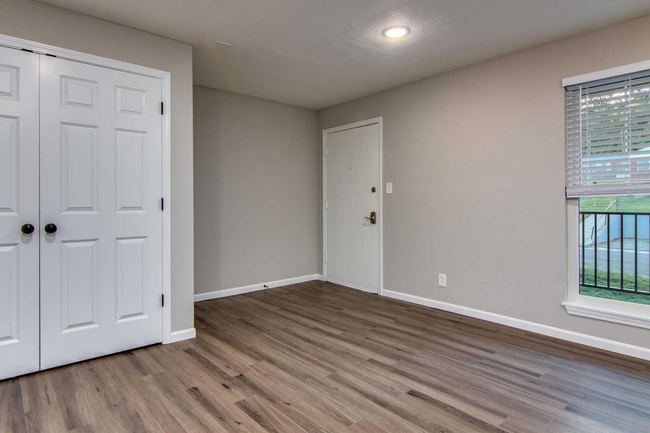 Jayhawk Apartments - Photo 2 of 37