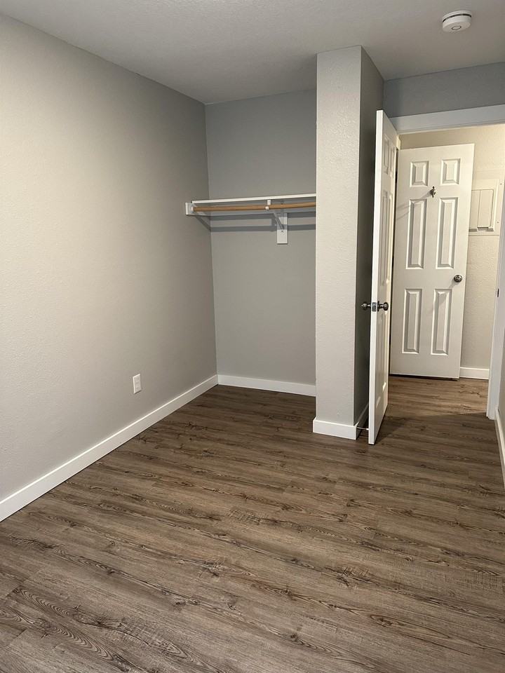 1311 Tennessee Street - Photo 3 of 12