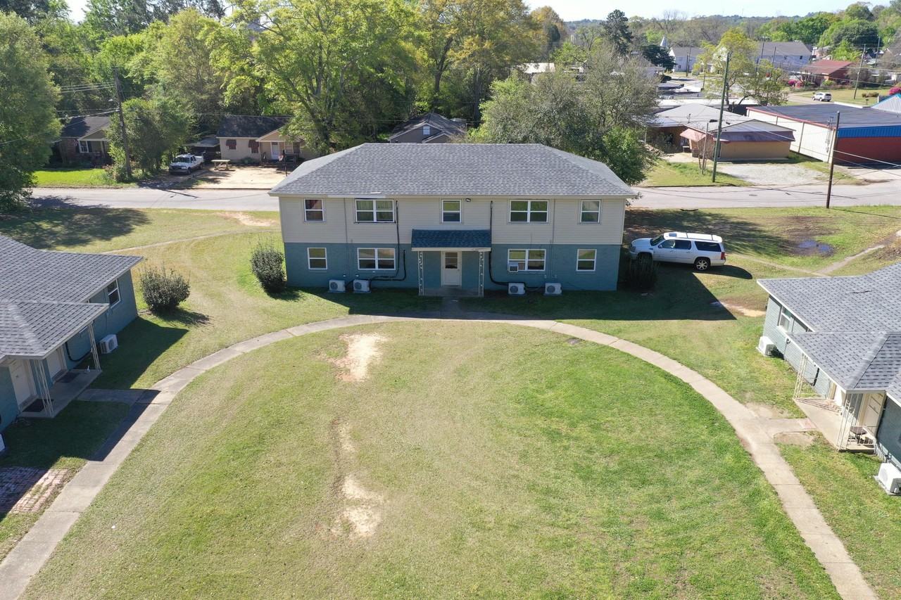 2400 4th Avenue - Photo 2 of 19