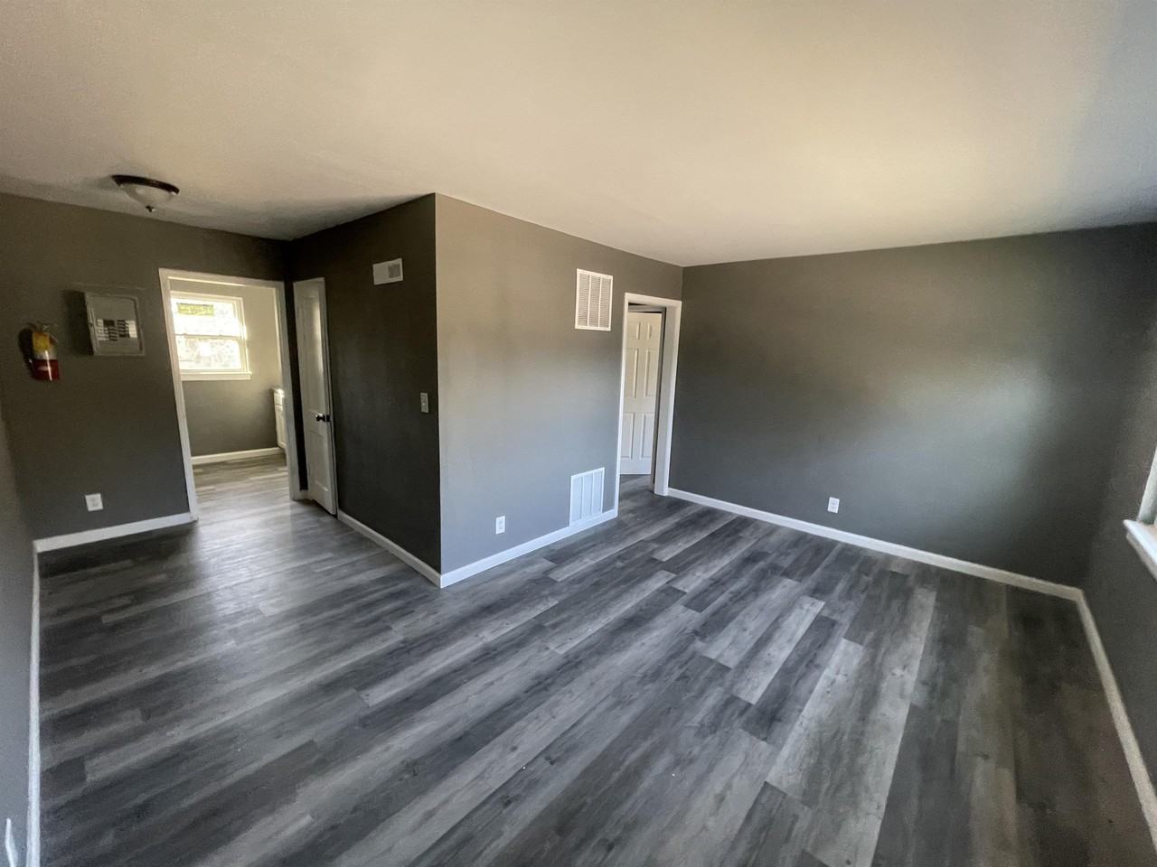 2400 4th Avenue - Photo 3 of 19
