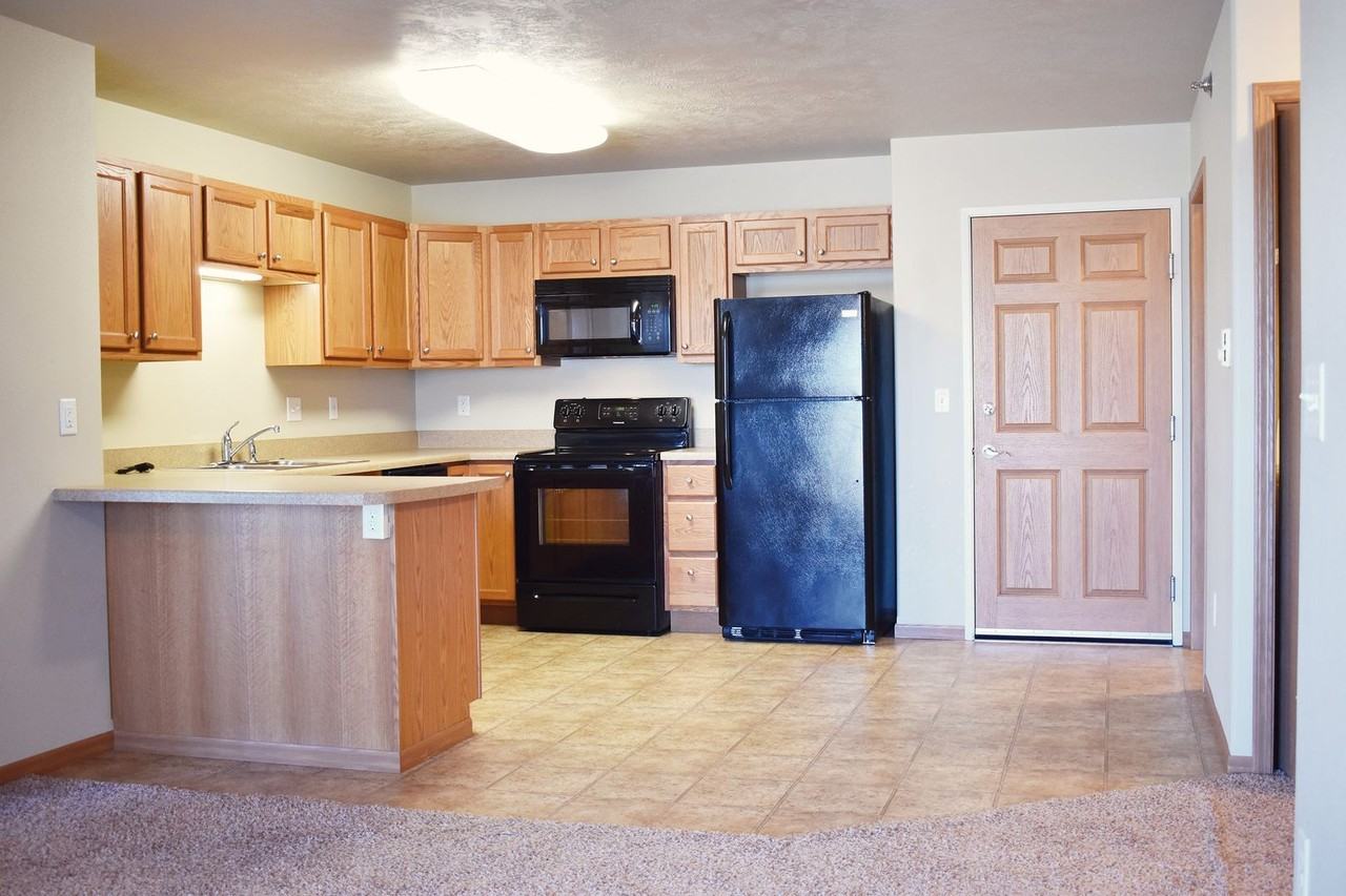 Northdale 2717 - Photo 6 of 50