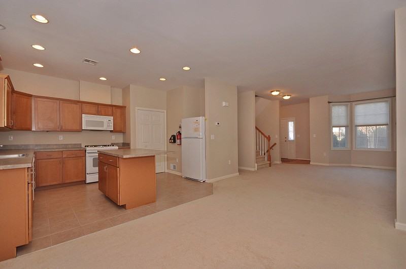 723 William St - Photo 3 of 15