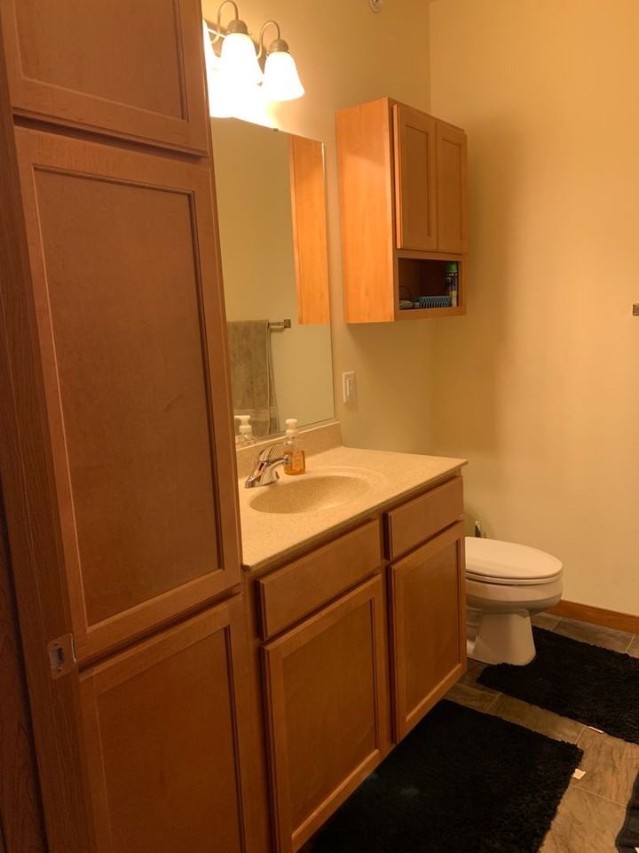 3061 Pleasant St - Photo 3 of 9