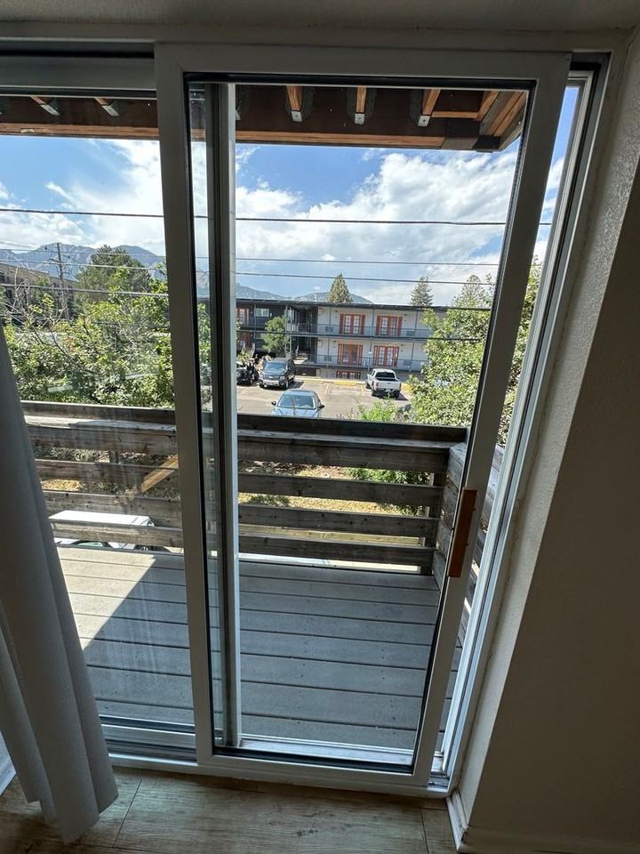 845 30th St. - Photo 6 of 19