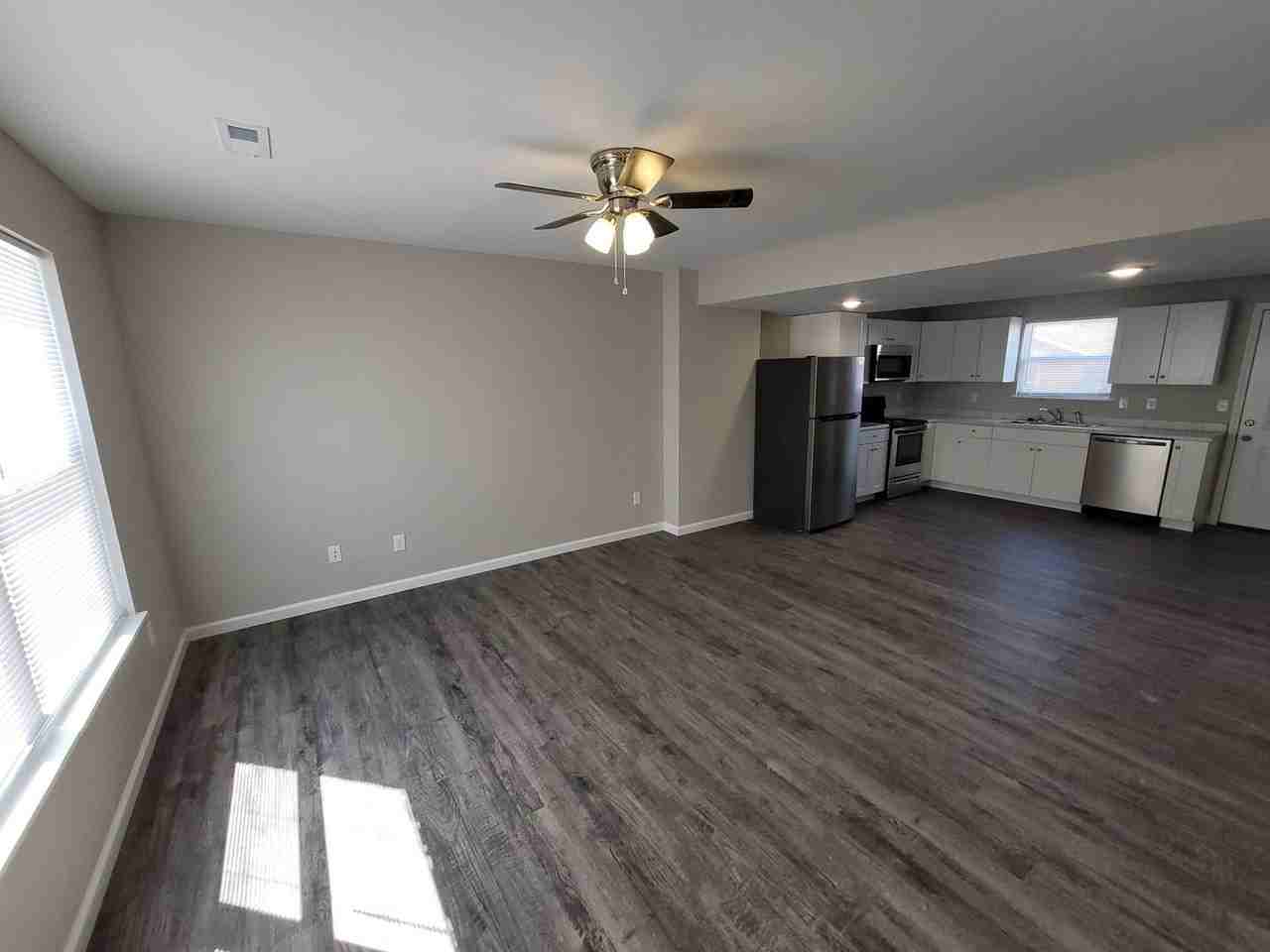 Creekside Apartments - Photo 4 of 50