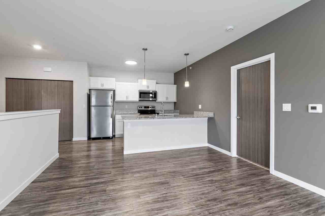 Rock Pointe Village I LLC - Photo 5 of 50