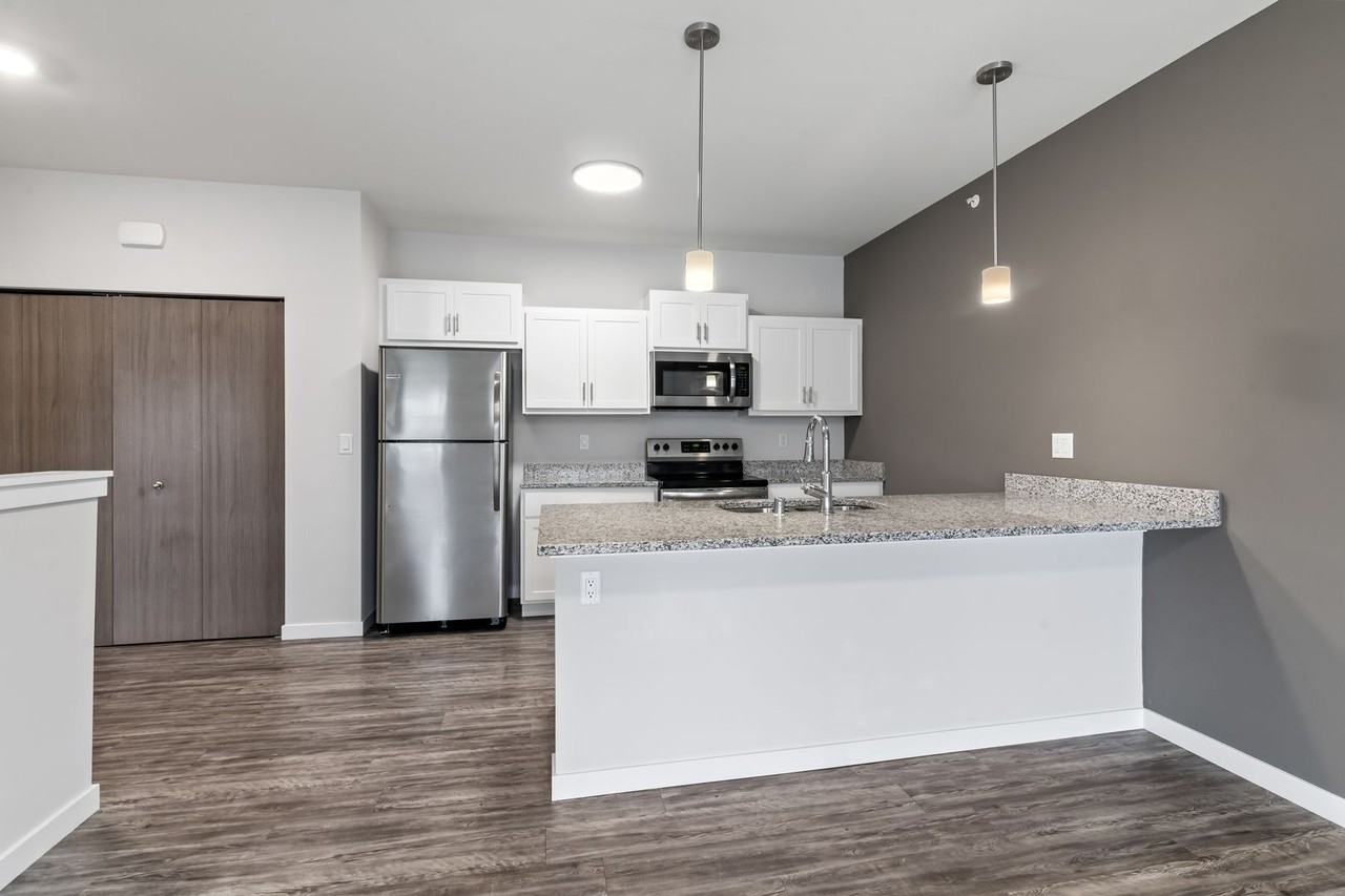 Rock Pointe Village I LLC - Photo 6 of 50