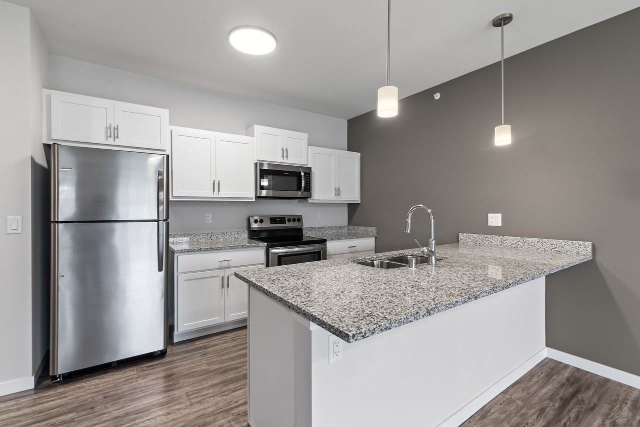 Rock Pointe Village I LLC - Photo 7 of 50